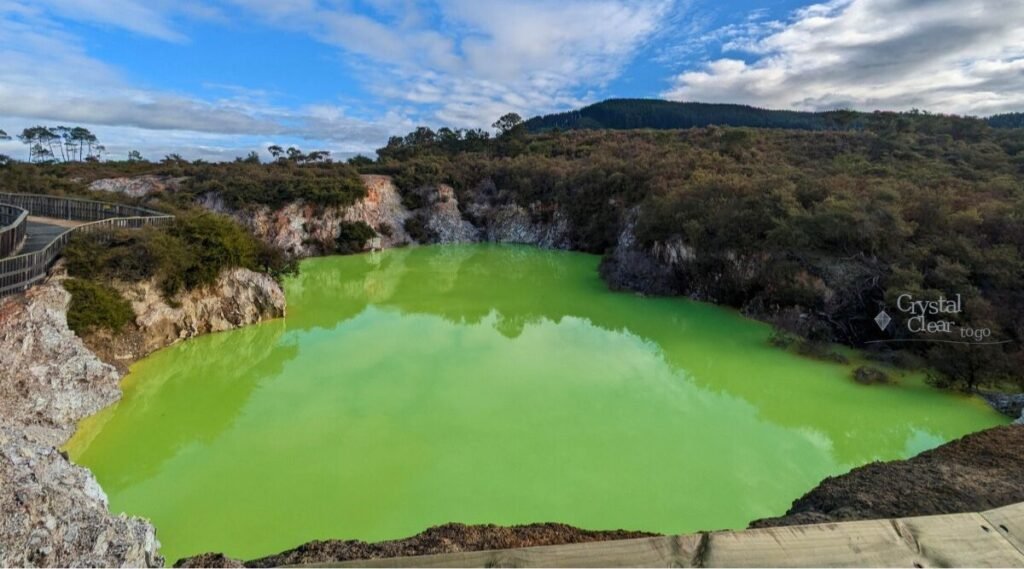 Wai-O-Tapu Thermal Wonderland devil pool